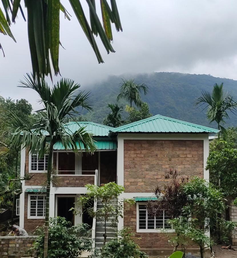 The Rustic Cottage - Homestay Cherrapunji Exterior photo